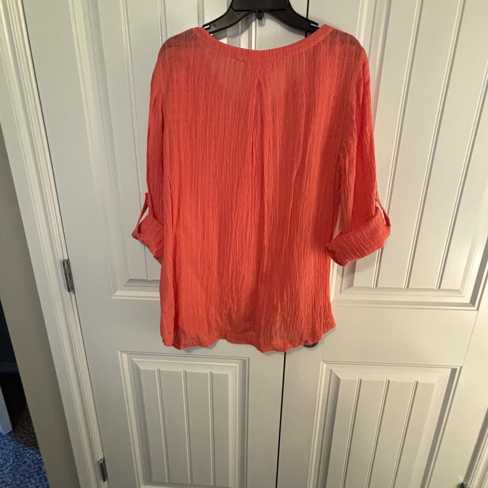 Women's Soft Surroundings Coral Blouse Size M - Picture 3 of 3